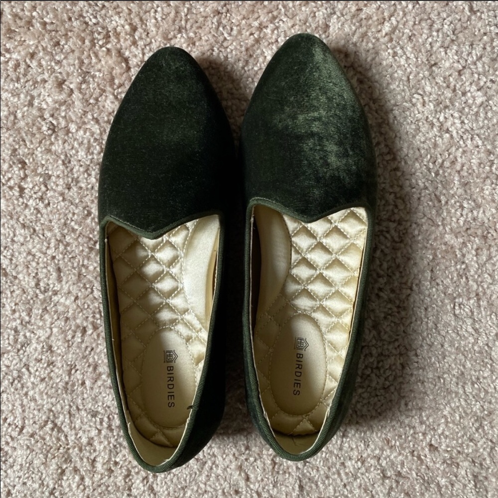 Green suede birdies.